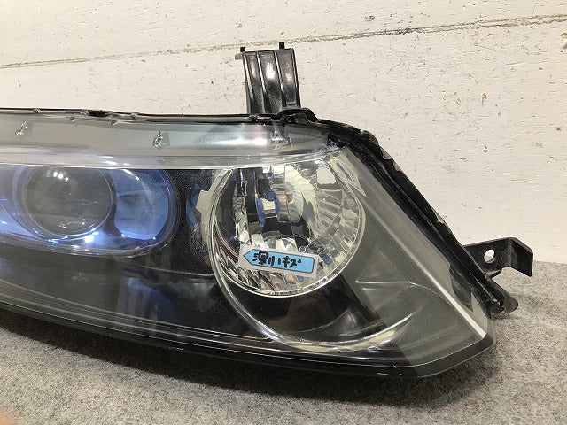 オデッセイ/RB1/RB2 純正 右ヘッドライト/ランプ  レベライザー キセノン HID 刻印J KOITO 100-22497 ホンダ (112267)