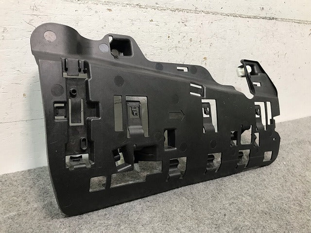 新車取り外し!レンジローバー/スポーツ/2018- 純正 後期 左リア バンパーサポート/ブラケット/ C47056-102 ランドローバー (112302)