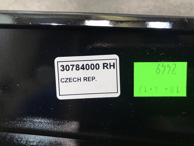 新品! S60/V60 2011-2015 純正 右フロントドアトリムパネル 30784000 V 30784000 ブラック ボルボ(112497)