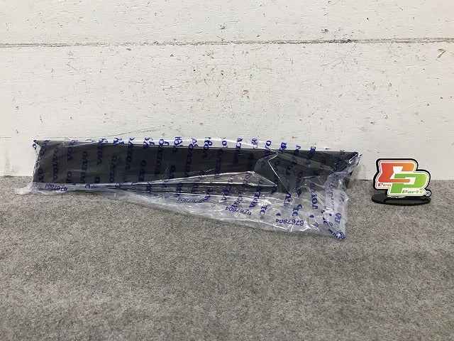 新品! S40/V50 2004-2012 純正 右フロントドアトリムパネル V 31213305 ブラック ボルボ(112505)