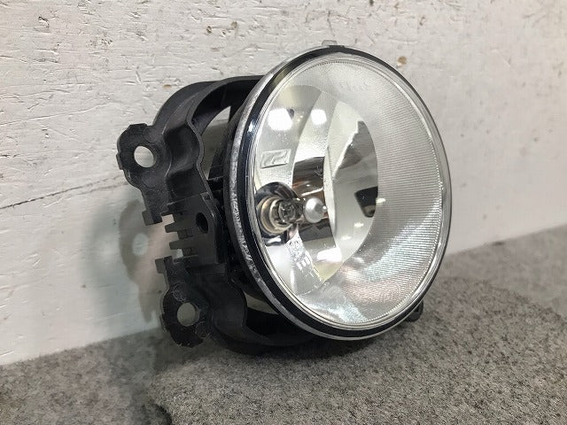 デイズ/eKワゴン B21W/B11W 純正 共通 左右 フォグランプ/ライト/レンズ ハロゲン付 ams 13710 日産(112522)