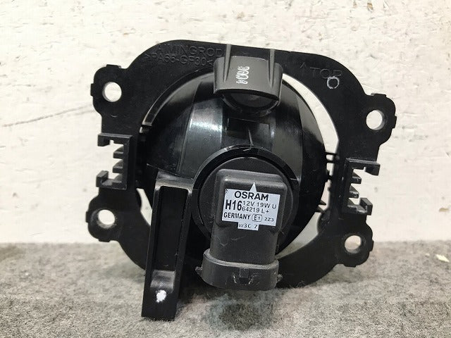 デイズ/eKワゴン B21W/B11W 純正 共通左右フォグランプ/ライト/レンズ ハロゲン付 ams 13710/SAE F 0104 F3 日産(112614)