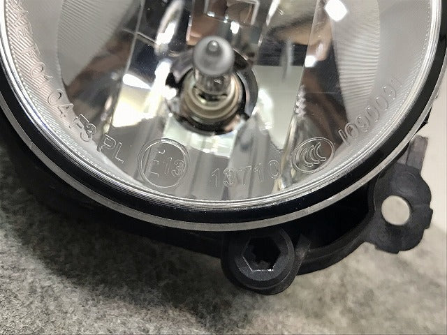 デイズ/eKワゴン B21W/B11W 純正 共通左右フォグランプ/ライト/レンズ ハロゲン付 ams 13710/SAE F 0104 F3 日産(112614)