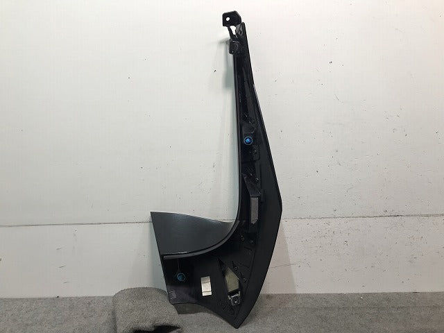 リーフ ZE1 純正 右リアスポイラー 96036 5SK0A ブラック 日産(112616)