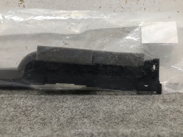 【新品】新品 ルーミー/タンク/トール/ジャスティ M900A/M910A/M900S/M910S/M900F/M910F 純正 ラジエーター サイドエアシール 53285-B1020(112740)