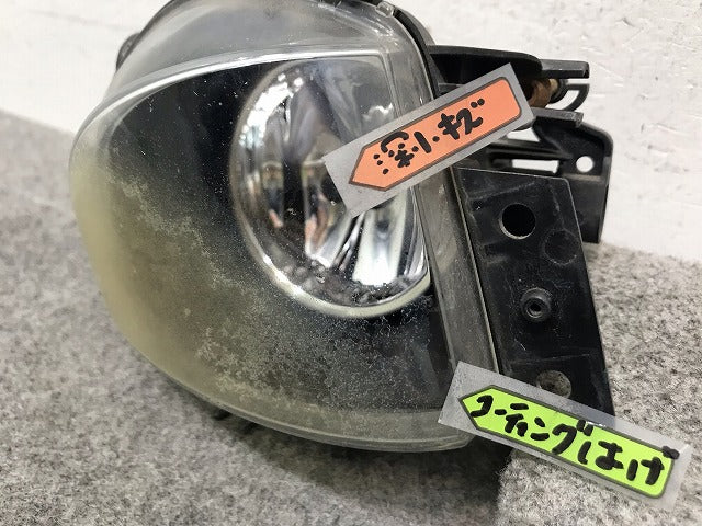 3シリーズ E90 純正 右フォグランプ/ライト/レンズ 631.01.000.01 BMW(112752)