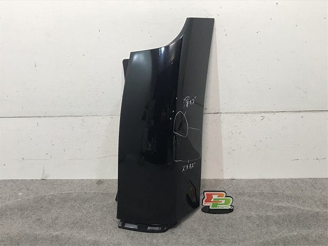 ヴォクシー/ノア/エスクァイア 80系/ZRR80W/ZRR85W/ZRR80G/ZRR85G 純正 右リアコーナーパネル 52165-28010 ブラック カラーNo.202(112929)