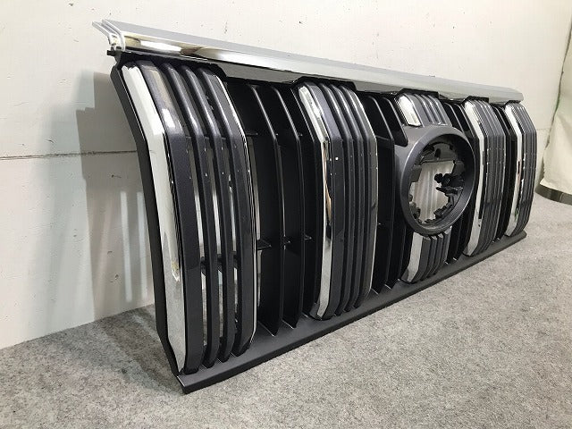新車取り外し! ランドクルーザー/ランクル/プラド 150系/TRJ150W/GDJ/GRJ/150W/151W 純正 後期 フロントグリル 53111-60C10/C50(113074)