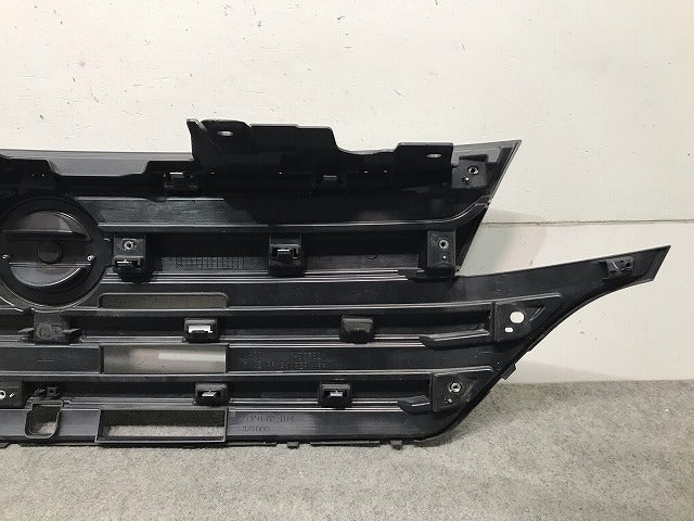 デイズルークス ハイウェイスター B21A 純正 フロントグリル/ラジエターグリル/ラジエーターグリル 6400F829 日産(113088)