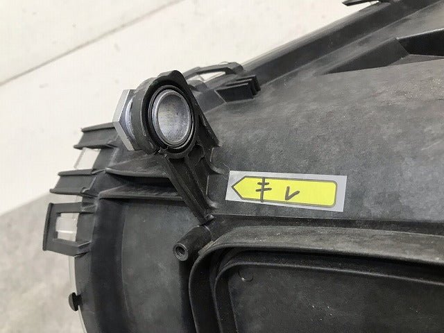 MINI/ミニ R56 純正 右ヘッドライト/ランプ ハロゲン 0 301 225 702 ミニ(113103)