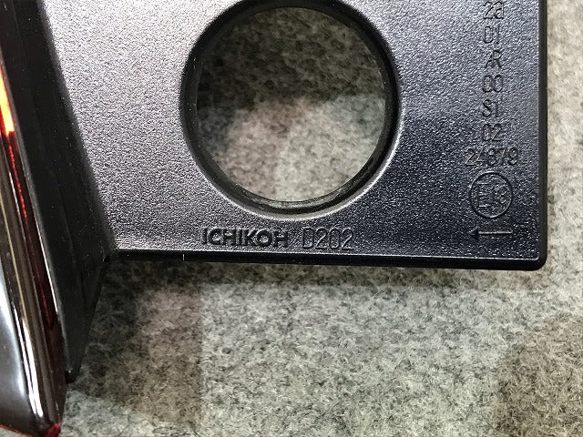 ノート E12/HE12/NE12/SNE12 純正 後期 左テールランプ/ライト/レンズ LED ICHIKOH D202 26555-5WK0B 日産(113351)