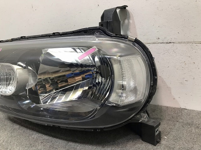キューブ Z12/NZ12 純正 左ヘッドライト/ランプ ハロゲン レベライザー 刻印ZA STANLEY P8190 日産(113457)