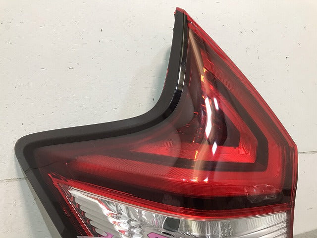 ノート E12/HE12/NE12/SNE12 純正 後期 左テールランプ/ライト/レンズ LED ICHIKOH D202/26555-5WK0A 日産(113667)