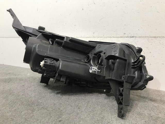 デイズ ハイウェイスター B21W 純正 左ヘッドライト/ランプ キセノン HID レベライザー STANLEY W1048 26025-6A01C 日産(113705)