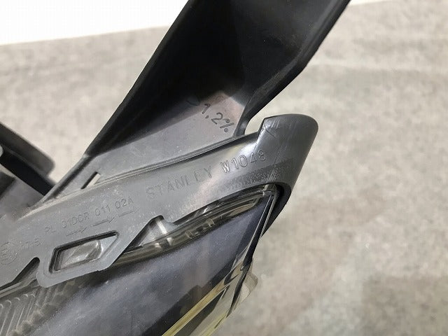 デイズ ハイウェイスター B21W 純正 左ヘッドライト/ランプ キセノン HID レベライザー STANLEY W1048 26025-6A01C 日産(113705)