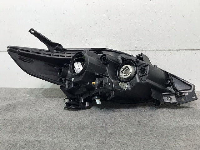 プレマシー CREW/CR3W 純正 後期 左ヘッドライト/ランプ キセノン HID レベライザー AFS付 STANLEY P7696 マツダ(113771)