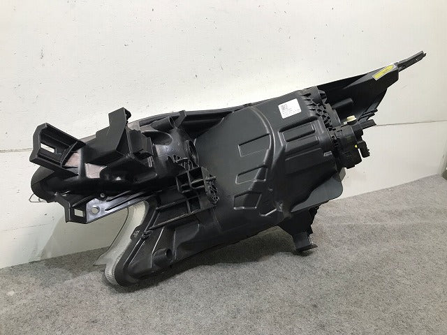 ノート E12/HE12/NE12/SNE12 純正 前期 右ヘッドライト/ランプ ハロゲン レベライザー ICHIKOH 1868 26015-3VA5A 日産(113783)