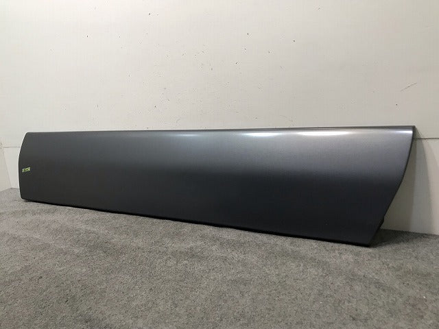 SLクラス R129 純正 右フロントドア サイドパネル マッドガード 129 690 04 40 1296900440 グレー メルセデスベンツ(113813)