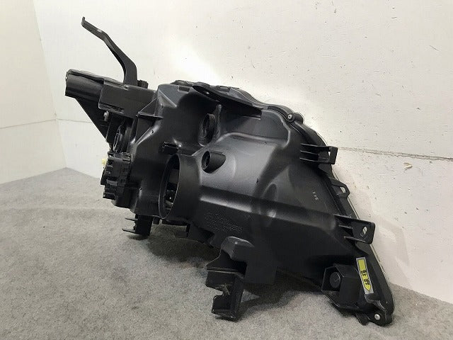 セレナ ハイウェイスター S/X/G C26/FPC26/NC26/FNPC26/HC/HFC/FNC26 純正 前期 左ヘッドライト/ハロゲン レベライザー 100-23096(113820)