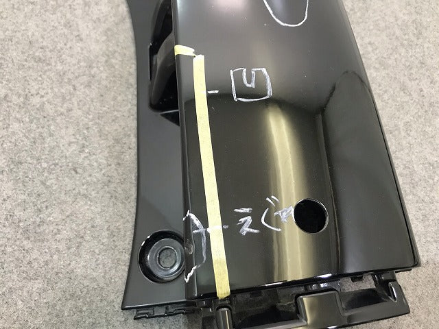ヴォクシー/ノア/エスクァイア 80系/ZRR80W/ZRR85W/ZRR80G/ZRR85G 純正 右リアコーナーパネル 52165-28020/52165-28010 カラー.202(113869