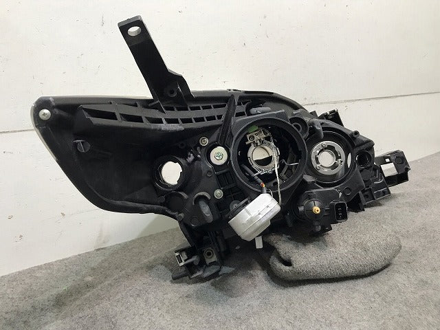 プレマシー CREW/CR3W 純正 後期 左ヘッドライト/ランプ キセノン HID AFS無 レベライザー STANLEY P7696 マツダ(113871)