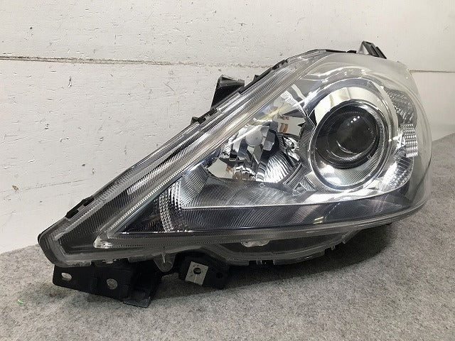 プレマシー CREW/CR3W 純正 中期 左ヘッドライト/ランプ キセノン HID レベライザー STANLEY P7696L マツダ(113887)