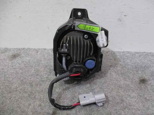 ムーヴカスタム LA150S 純正 右フォグランプ/ライト/レンズ フォグベースを変えれば86にも KOITO 114-11092 81210-B2390 ダイハツ(114053)