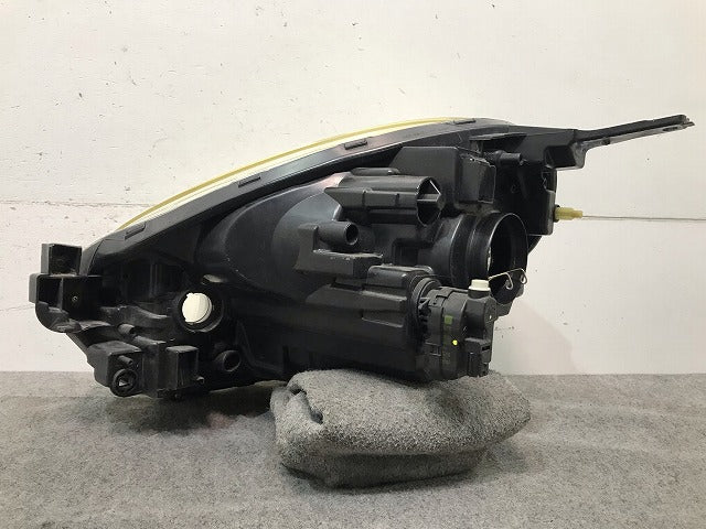 マーチ K13/NK13 純正 前期 右ヘッドライト/ランプ ハロゲン レベライザー ICHIKOH VALEO H009 26015-1HH0B 日産(114147)