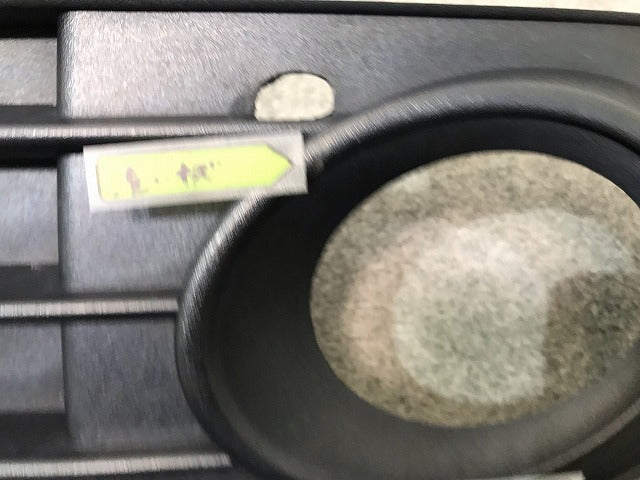 A4/8K系 純正 右フロントフォグカバー 8K0 807 682 A アウディ(114188)