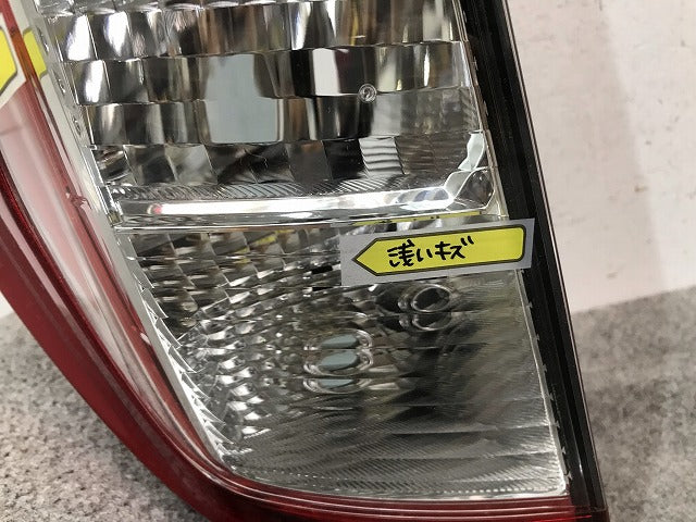 ルーミー/タンク/トール/ジャスティ M900A/M910A/M900S/M910S/M900F/M910F 純正 左テールランプ LED KOITO 220-69047 81561-B1140(114246)