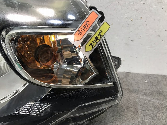 eKワゴン B11W 純正 右ヘッドライト/ランプ ハロゲン STANLEY W1046 純正品番 8301C576 三菱(114268)