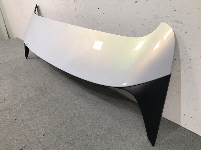 新車外し!ヴェゼル/VEZEL RV3/RV4/RV5/RV6 純正 リア スポイラー/ルーフスポイラー/ウィング ストップランプ付 74900-3M0 NH902P(114270)