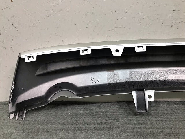 新車取り外し! ヴェゼル/VEZEL ハイブリッド RV3/RV4/RV5/RV6 純正 リアバンパーガーニッシュ/ディフューザー/下部 71562-3M0-N0(114286)