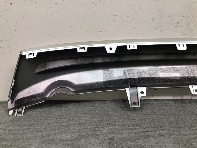 新車取り外し! ヴェゼル/VEZEL ハイブリッド RV3/RV4/RV5/RV6 純正 リアバンパーガーニッシュ/ディフューザー/下部 71562-3M0-N0(114288)