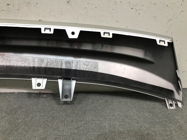 新車取り外し! ヴェゼル/VEZEL ハイブリッド RV3/RV4/RV5/RV6 純正 リアバンパーガーニッシュ/ディフューザー/下部 71562-3M0-N0(114289)
