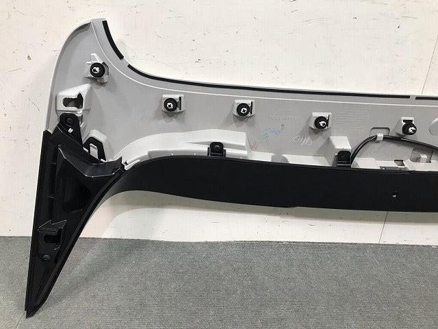 新車取り外し! ヴェゼル/VEZEL ハイブリッド RV3/RV4/RV5/RV6 純正 リアスポイラー ルーフスポイラー/ウィング 74900-3M0 NH609P(114300)