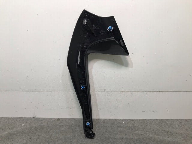 リーフ ZE1 純正 右リアスポイラー 96036 5SK0A ブラック 日産(114332)