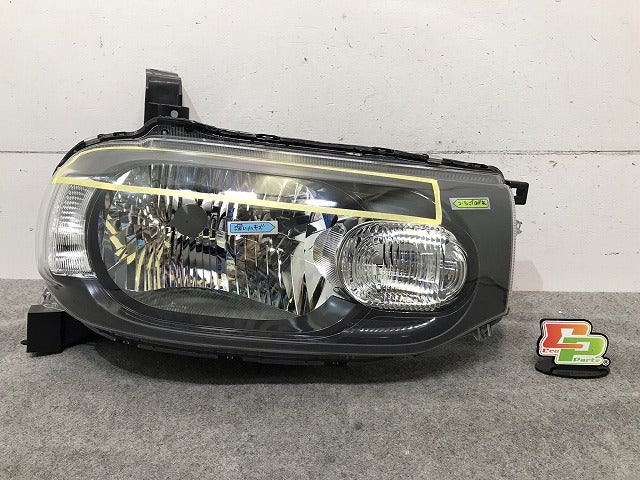 キューブ Z12/NZ12 純正 右ヘッドライト/ランプ ハロゲン レベライザー STANLEY P8190 26015-1FA0C 日産(114345)