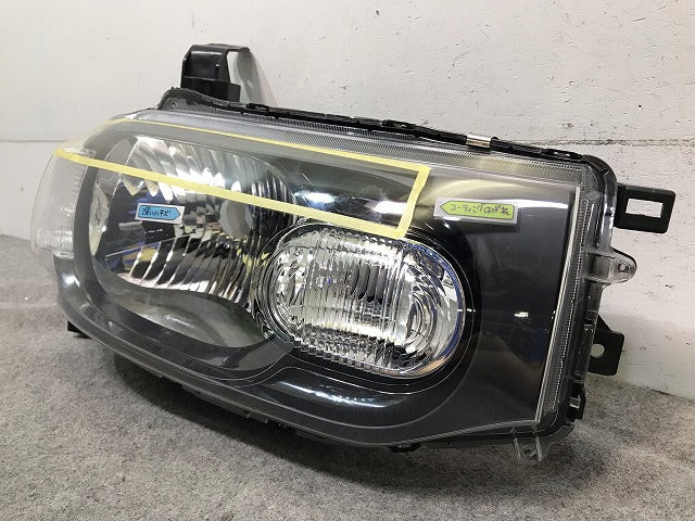 キューブ Z12/NZ12 純正 右ヘッドライト/ランプ ハロゲン レベライザー STANLEY P8190 26015-1FA0C 日産(114345)