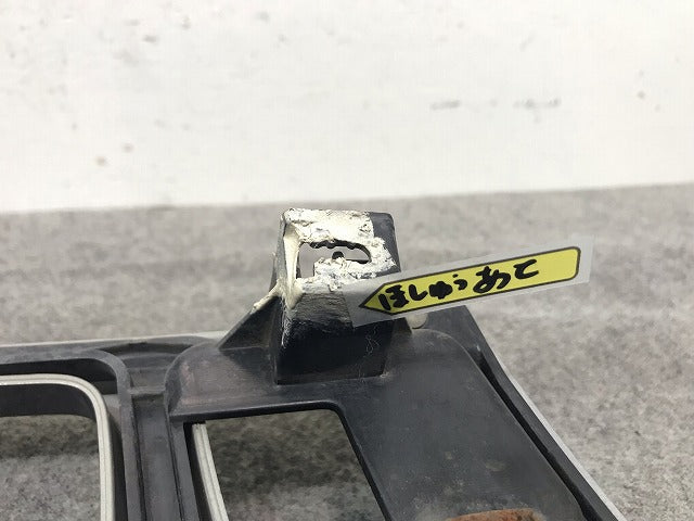 オッティ H92W 純正 フロントグリル/ラジエターグリル/ラジエーターグリル 7450A338-2 チタニウムグレーメタリック カラーNo.TRN(114380)