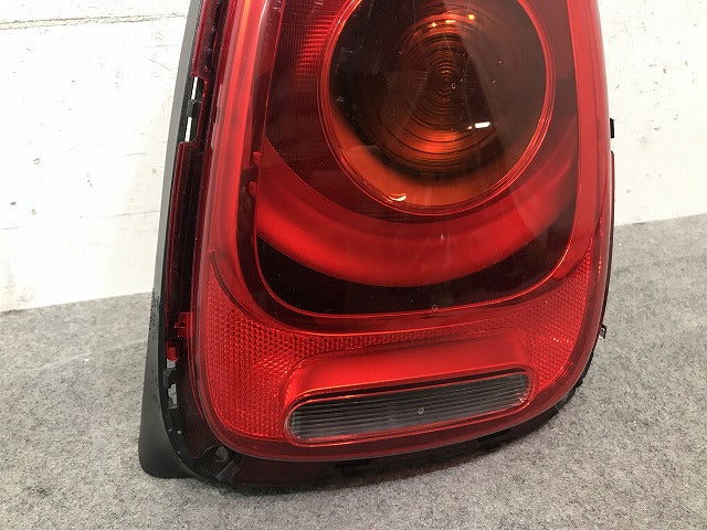 MINI/ミニ F55/F56/F57 純正 前期 右テールランプ/ライト/レンズ LED A065814/03.526.00/7297414-14 ミニ(114405)