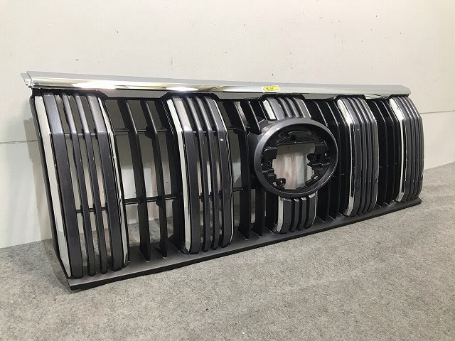 新車取り外し! ランドクルーザー/ランクル/プラド 150系/TRJ150W/GDJ/GRJ/150W/151W 純正 後期 フロントグリル 53111-60C10/C50(114510)