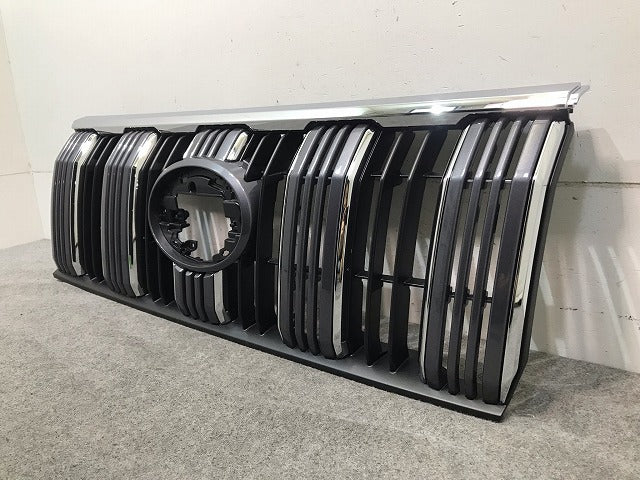 新車取り外し! ランドクルーザー/ランクル/プラド 150系/TRJ150W/GDJ/GRJ/150W/151W 純正 後期 フロントグリル 53111-60C10/C50(114512)
