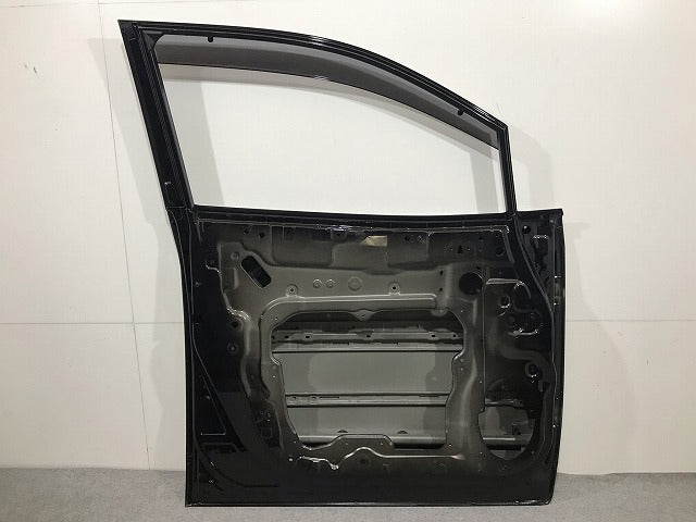 エルグランド ハイウェイスター H/S E52/PE52/PNE52/TE52/TNE52 純正 左フロントドア バイザー付 ブラック 日産(114757)