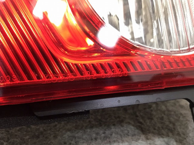 新車取り外し! フーガ 50系/Y50/GY50/PNY50/PY50 純正 前期 左テールランプ/ライト/レンズ ハロゲン KOITO 132-63786 B65E0-EG610(114802)