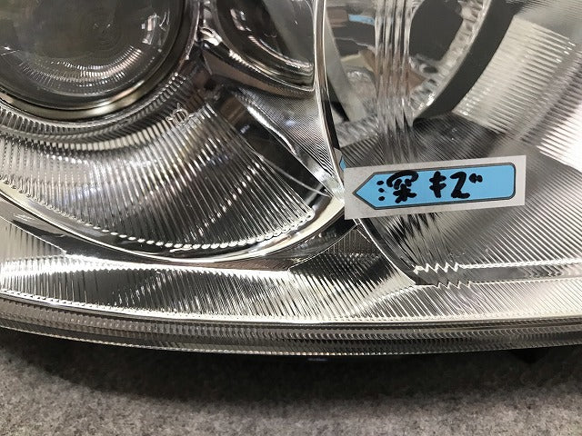 プレマシー CREW/CR3W 純正 中期 右ヘッドライト/ランプ キセノン HID レベライザー STANLEY P5104R マツダ(114807)