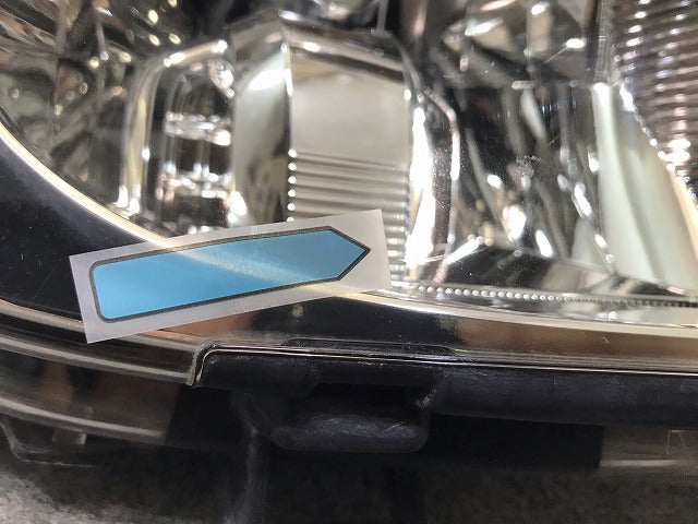 キューブ Z11/BNZ11/BZ11/YZ11 純正 後期 右ヘッドライト/ランプ キセノン HID レベライザー 刻印N ICHIKOH 1802 日産(114814)