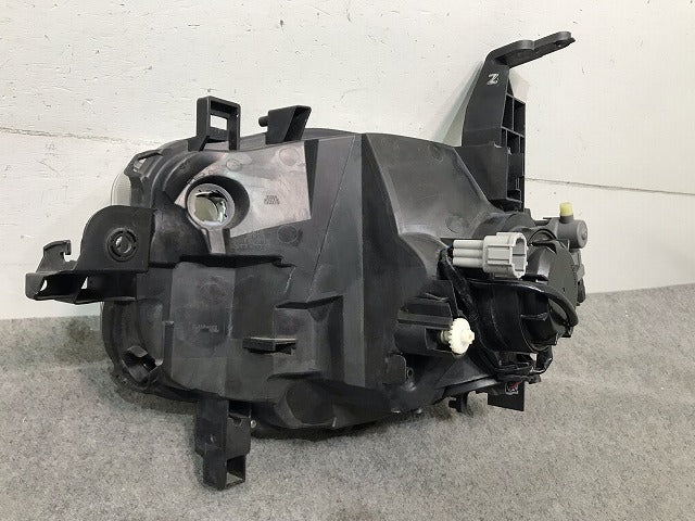 キューブ Z11/BNZ11/BZ11/YZ11 純正 後期 右ヘッドライト/ランプ キセノン HID レベライザー 刻印N ICHIKOH 1802 日産(114814)