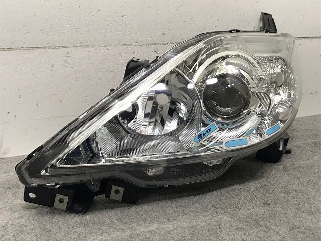 プレマシー CREW/CR3W 純正 前期 左ヘッドライト/ランプ キセノン HID レベライザー STANLEY P5104L マツダ (114820)