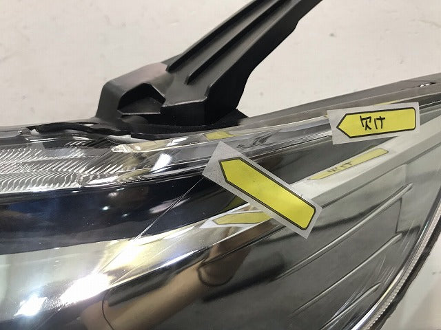 プレマシー CREW/CR3W 純正 左ヘッドライト/ランプ キセノン HID レベライザー STANLEY P5104 マツダ (114850)